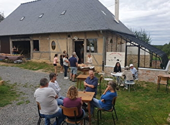 'Autour du bon pain'- Café Associatif - SAINT-HILAIRE-FONTAINE
