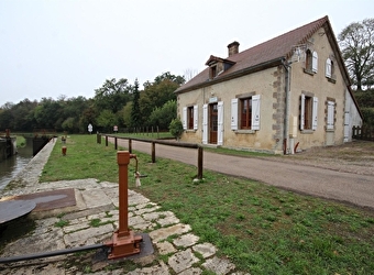 Ecluse d'Aiguilly - ALLUY