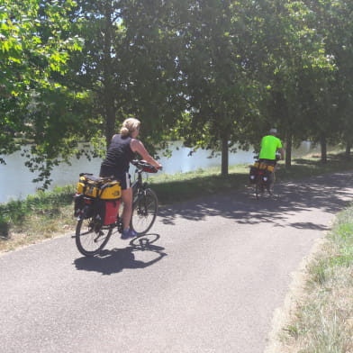 Le Tour de Bourgogne à vélo, section du Canal du Nivernais (V51)