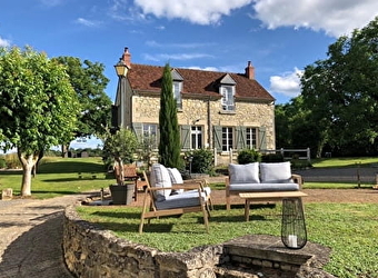 La Villégiature - Gîte - NARCY